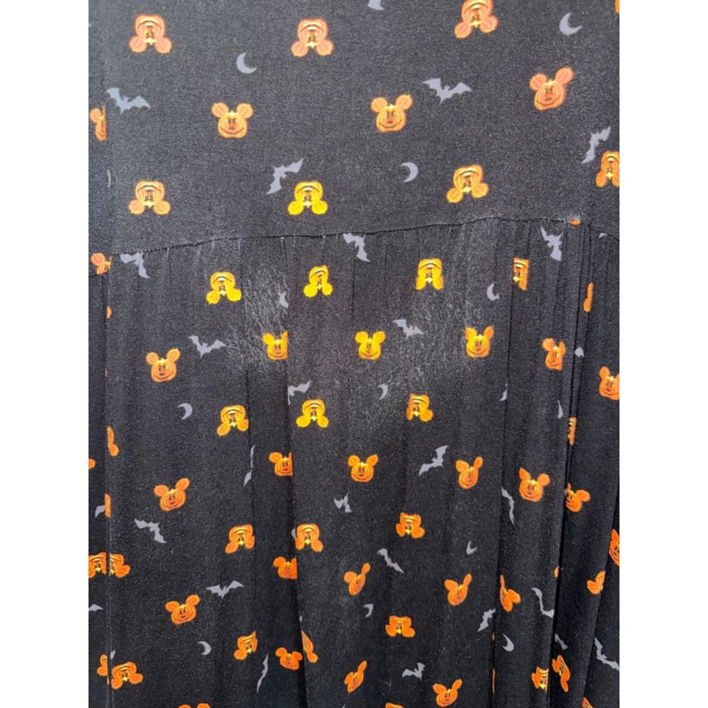 Torrid Halloween Black and Orange Mickey Mouse Short Sleeve Top - Picture 7 of 9